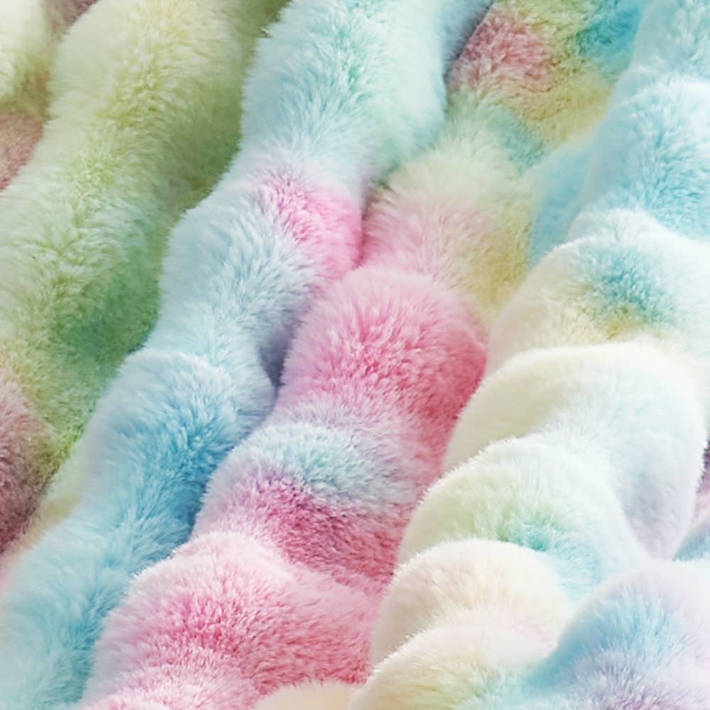Faux Fur Bubble Throw Blankets, Colorful Tie-dye