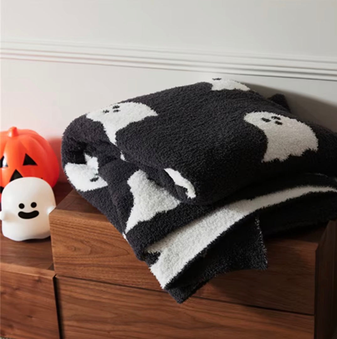 LUXE Ghost Blanket by Vintage Fresh | Black & White Halloween Throw Blanket (Preorder)