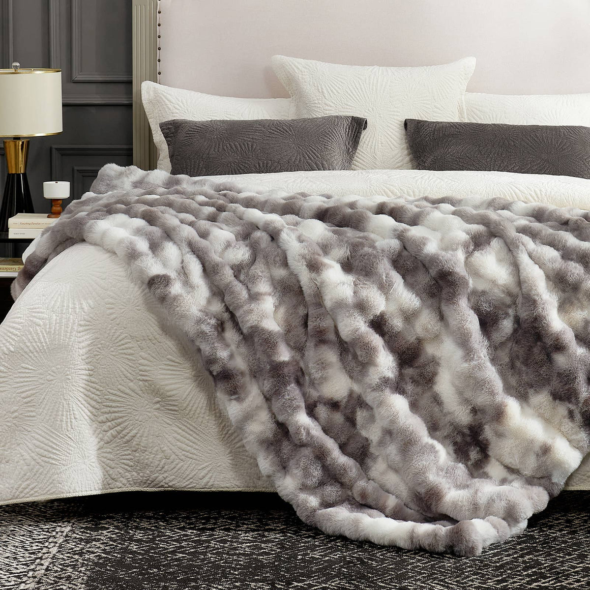 Faux Fur Bubble Throw Blankets, Gray Tie-dye