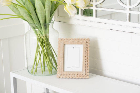 Natural Scallop Picture Frame (5x7 opening)