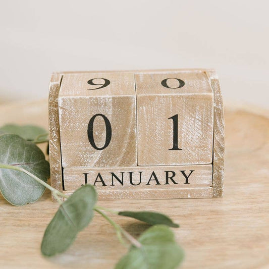 Wooden Calendar 5.5x3.5x2.75